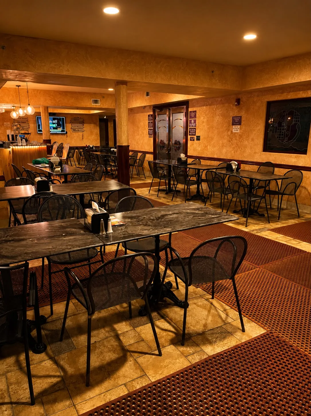 The restaurant, where coffee and tea are served.